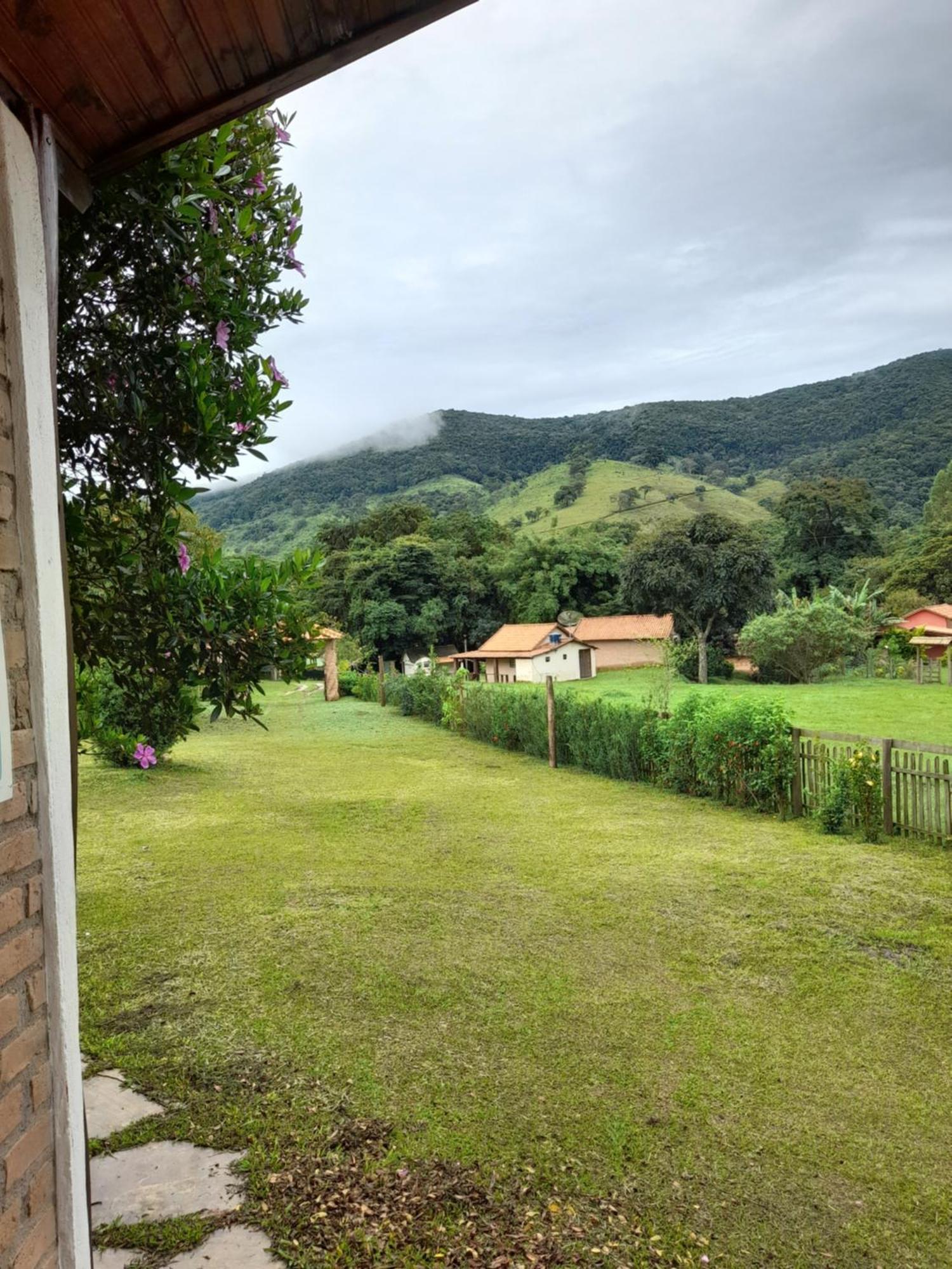 Recanto Das Flores São Tomé das Letras Szoba fotó